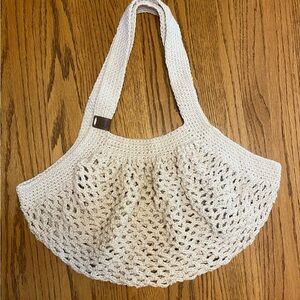 Crocheted Cream Shoulder Bag with Mesh Design
Handmade 100%cotton